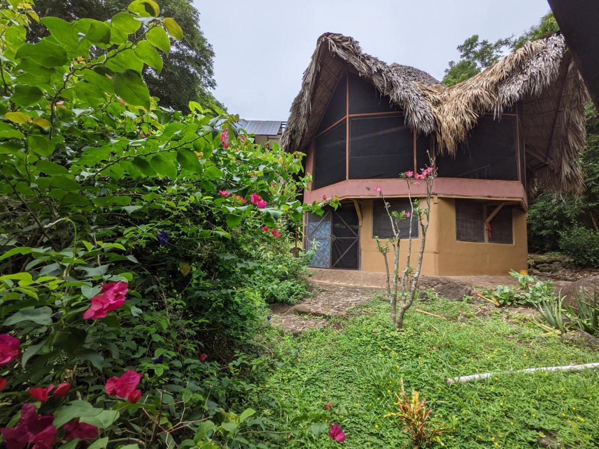 Finca Del Sol Eco Lodge Santa Cruz Exterior foto